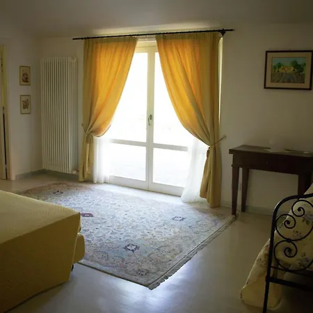 Holiday Lia Villa *